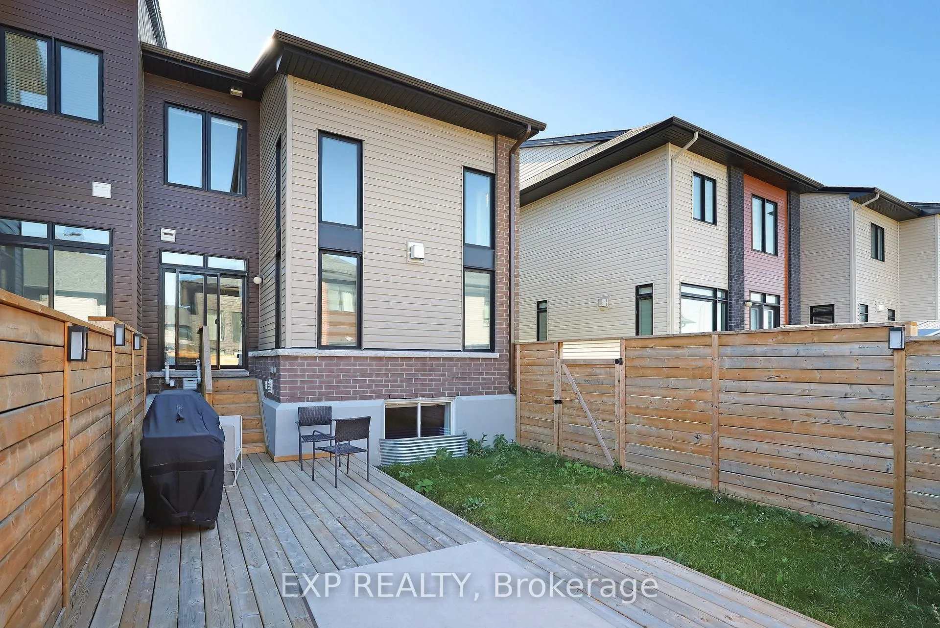 Photo 35 of 1053 Lunar Glow Crescent, Ottawa, Riverside South/Gloucester Glen — HOMEH