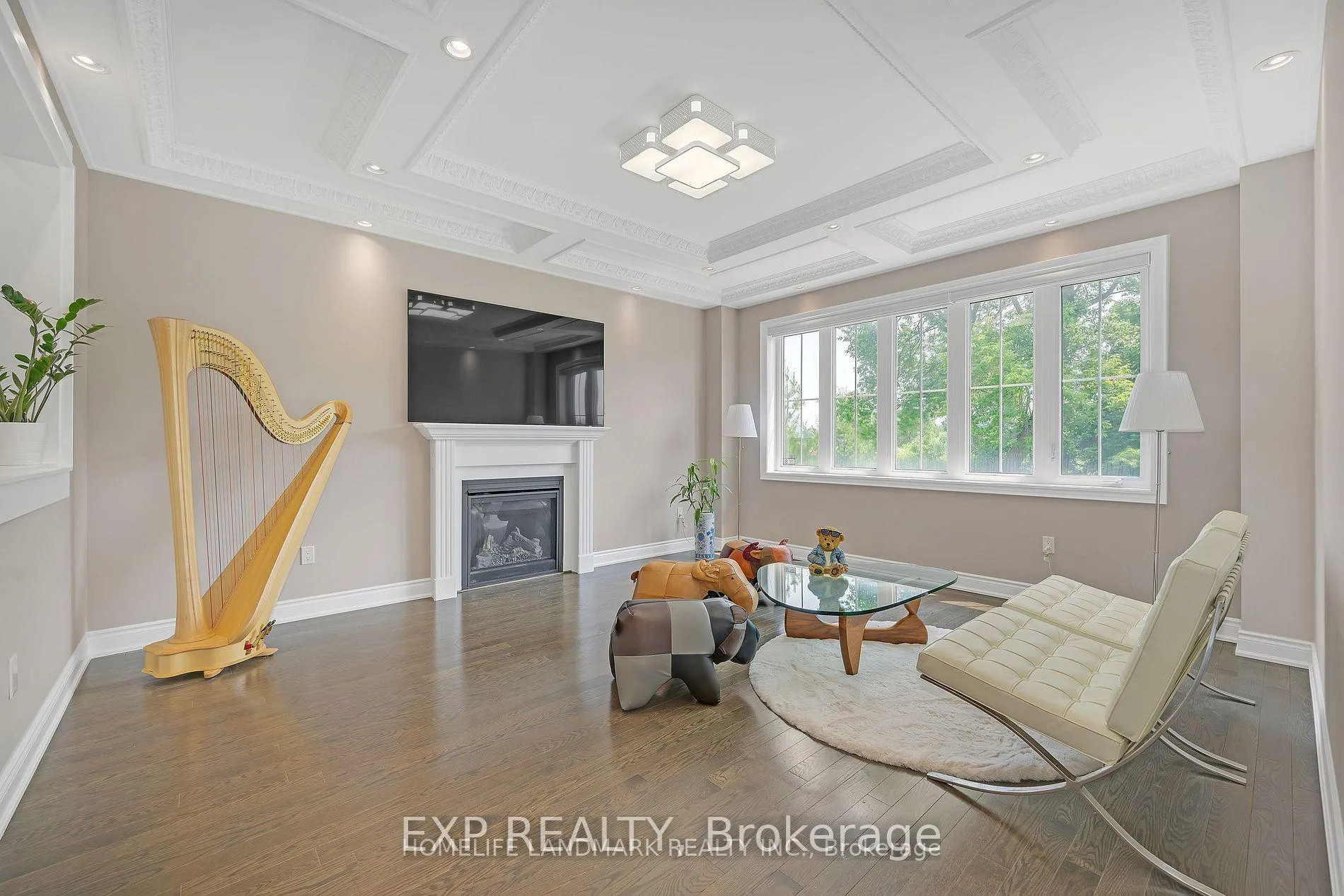 Photo 10 of 25 Ladder Crescent, East Gwillimbury, Sharon — HOMEH