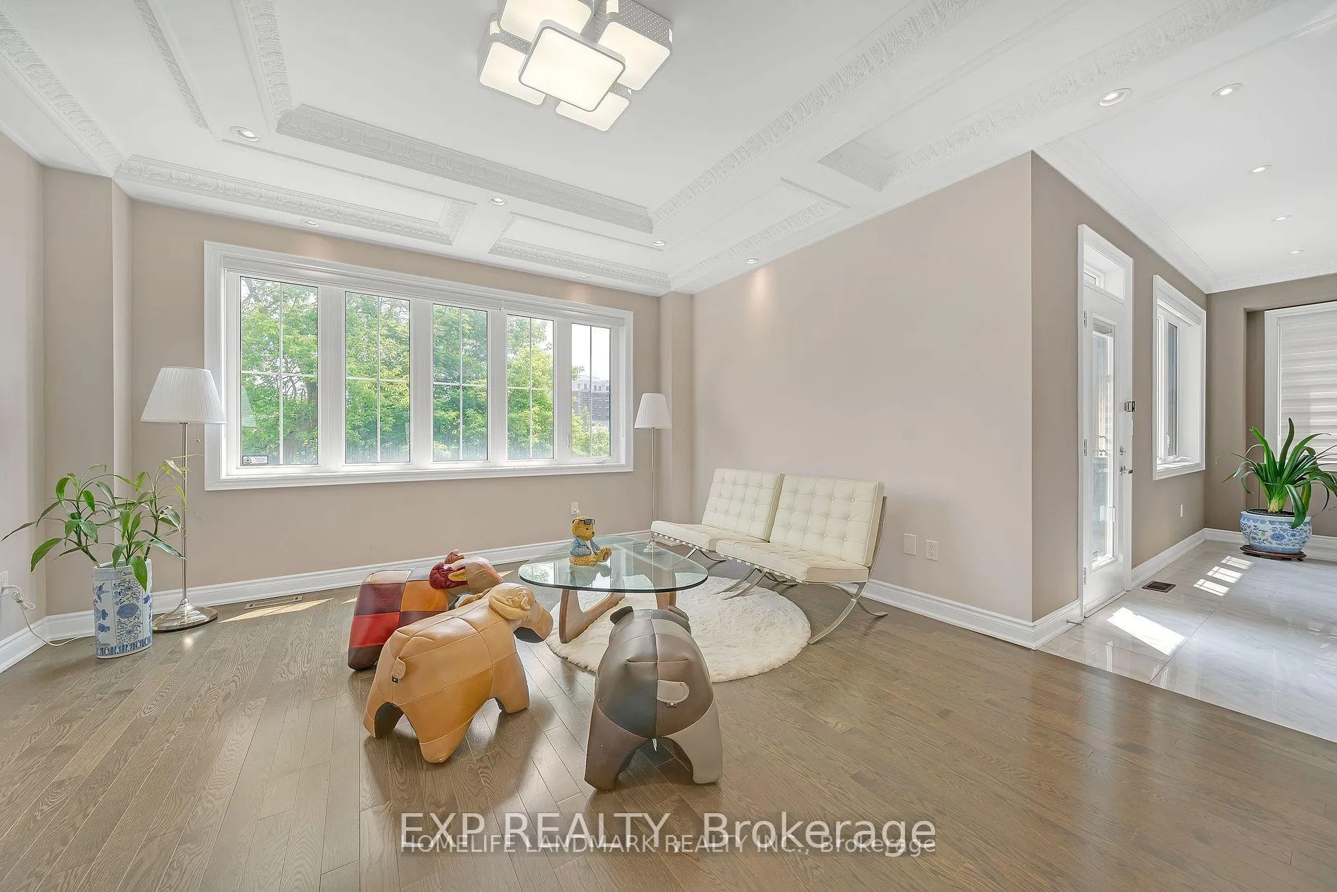 Photo 11 of 25 Ladder Crescent, East Gwillimbury, Sharon — HOMEH