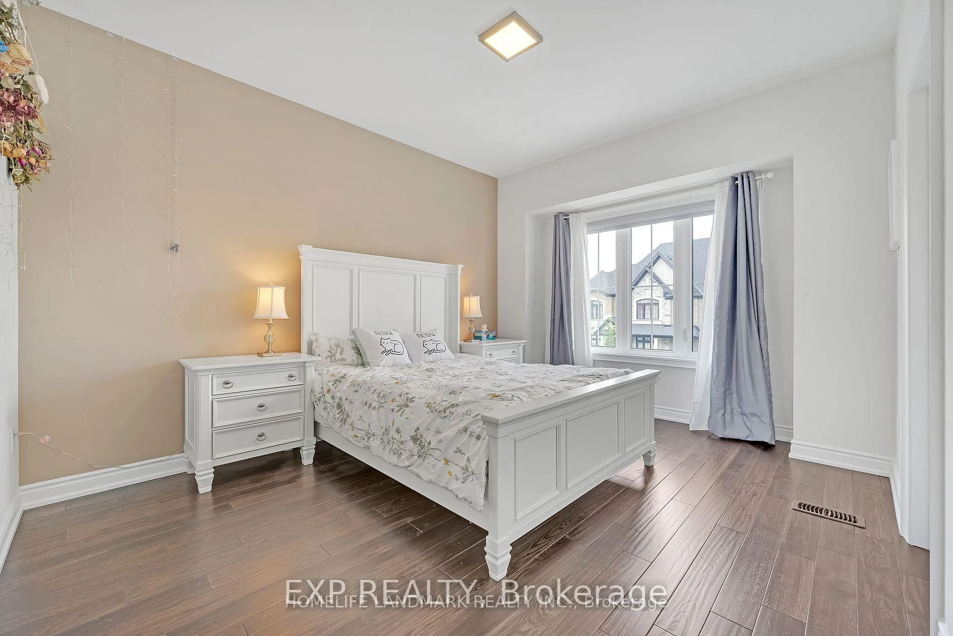 Photo 28 of 25 Ladder Crescent, East Gwillimbury, Sharon — HOMEH