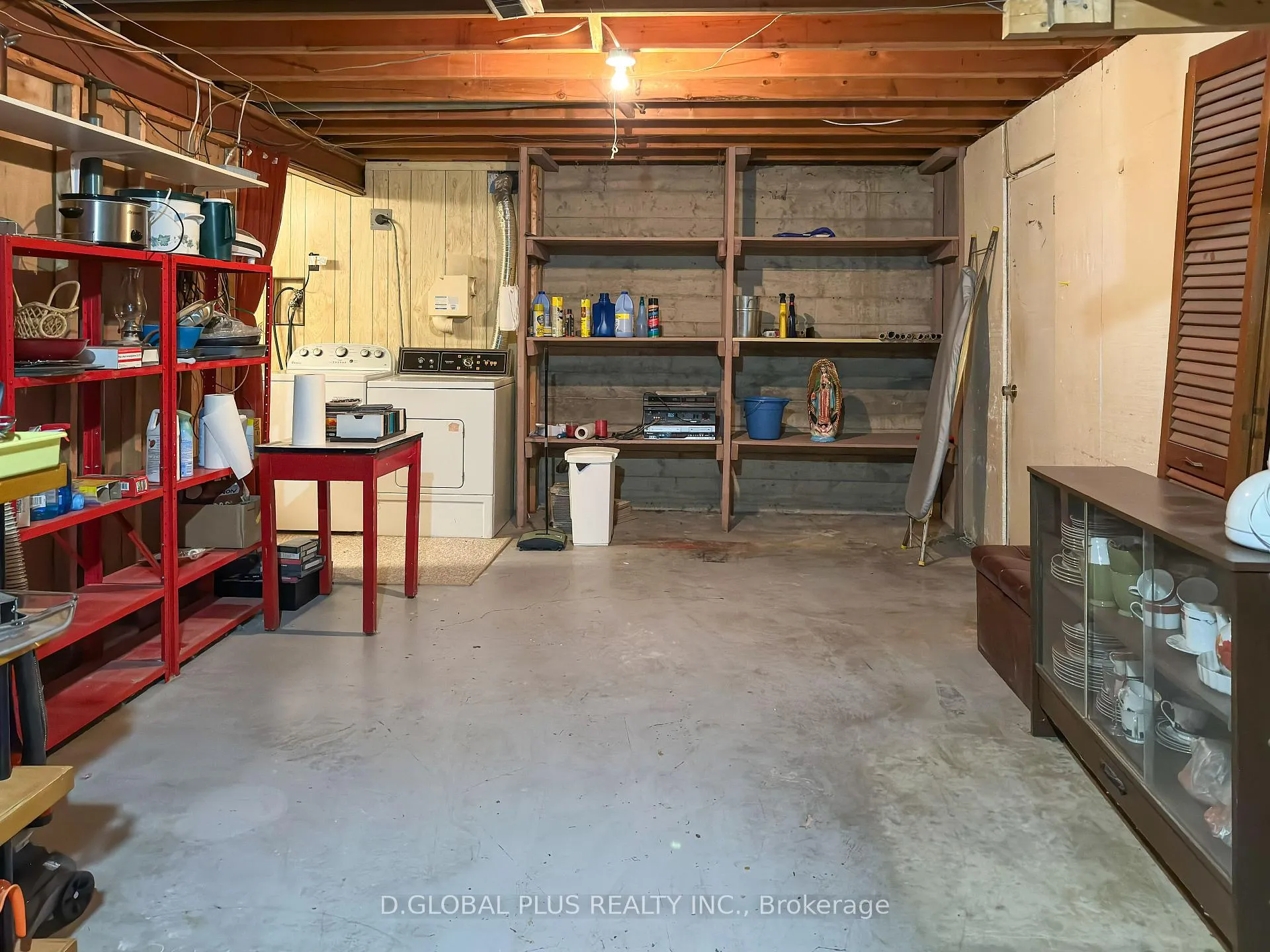 Photo 18 of 438 Beach Avenue, Cornwall — HOMEH