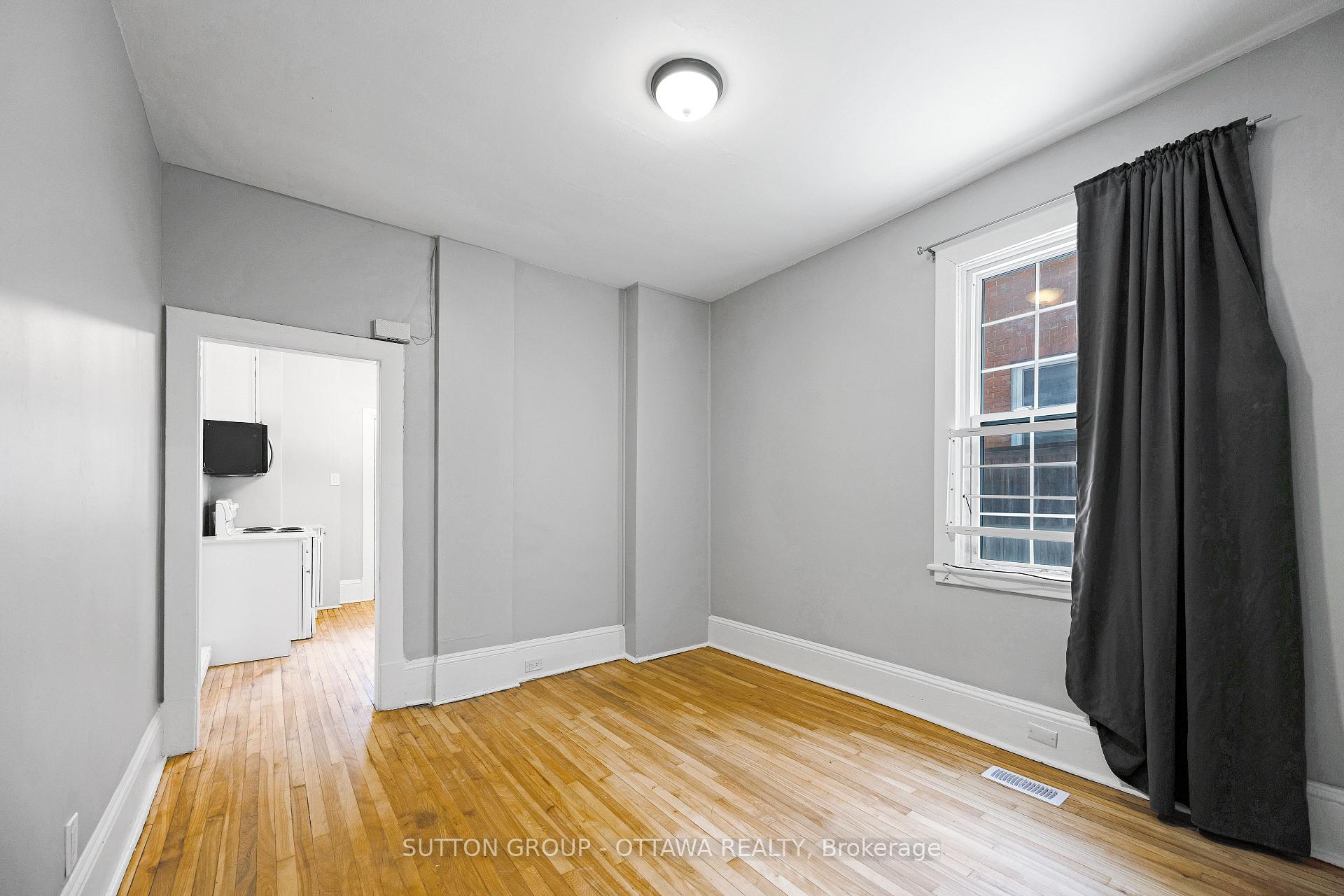 Photo 14 of 335-337 St Patrick Street, Ottawa, Lower Town/Byward Market — HOMEH