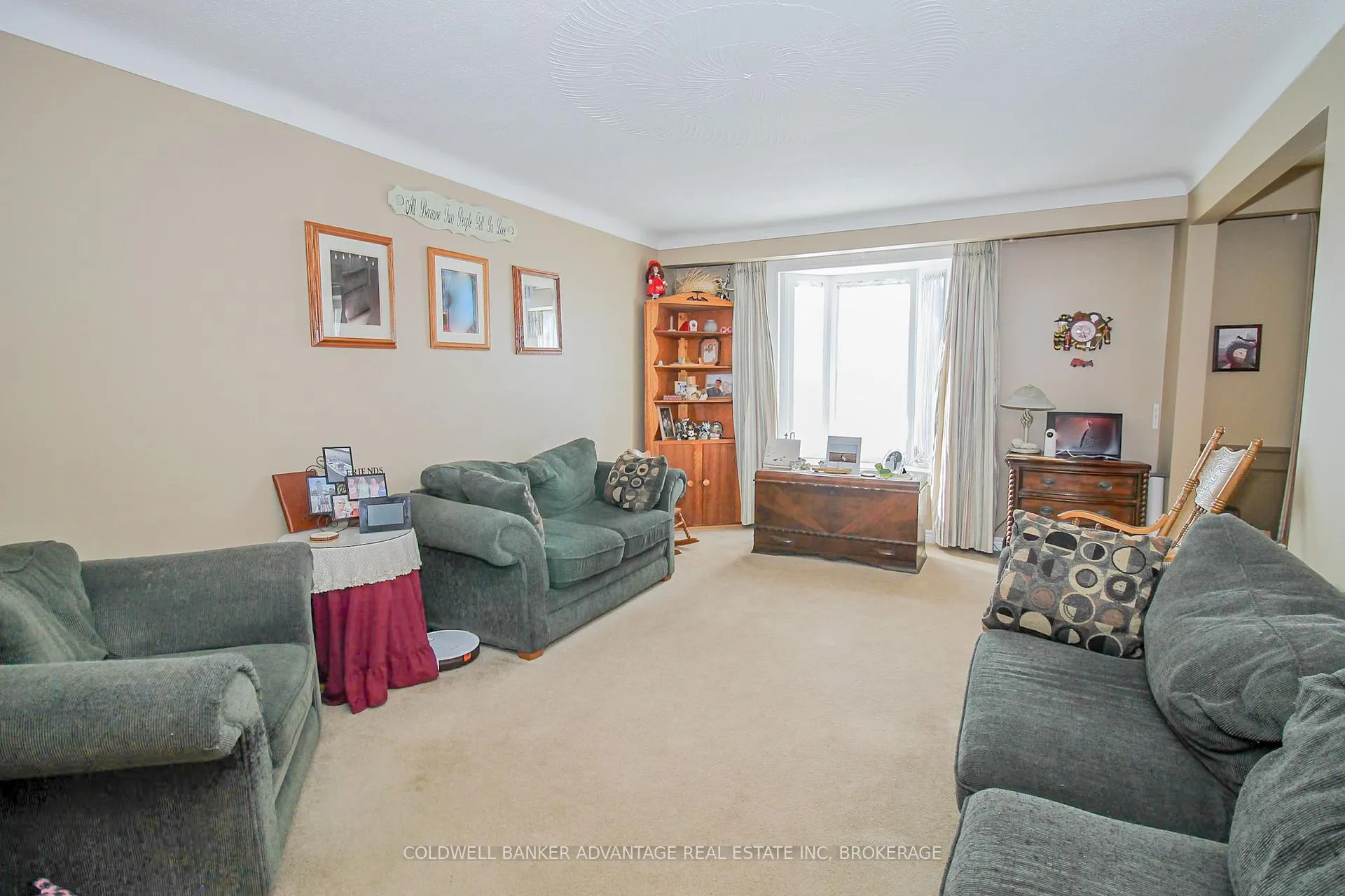 Photo 5 of 36 Wellbrook Boulevard, Welland, Prince Charles — HOMEH