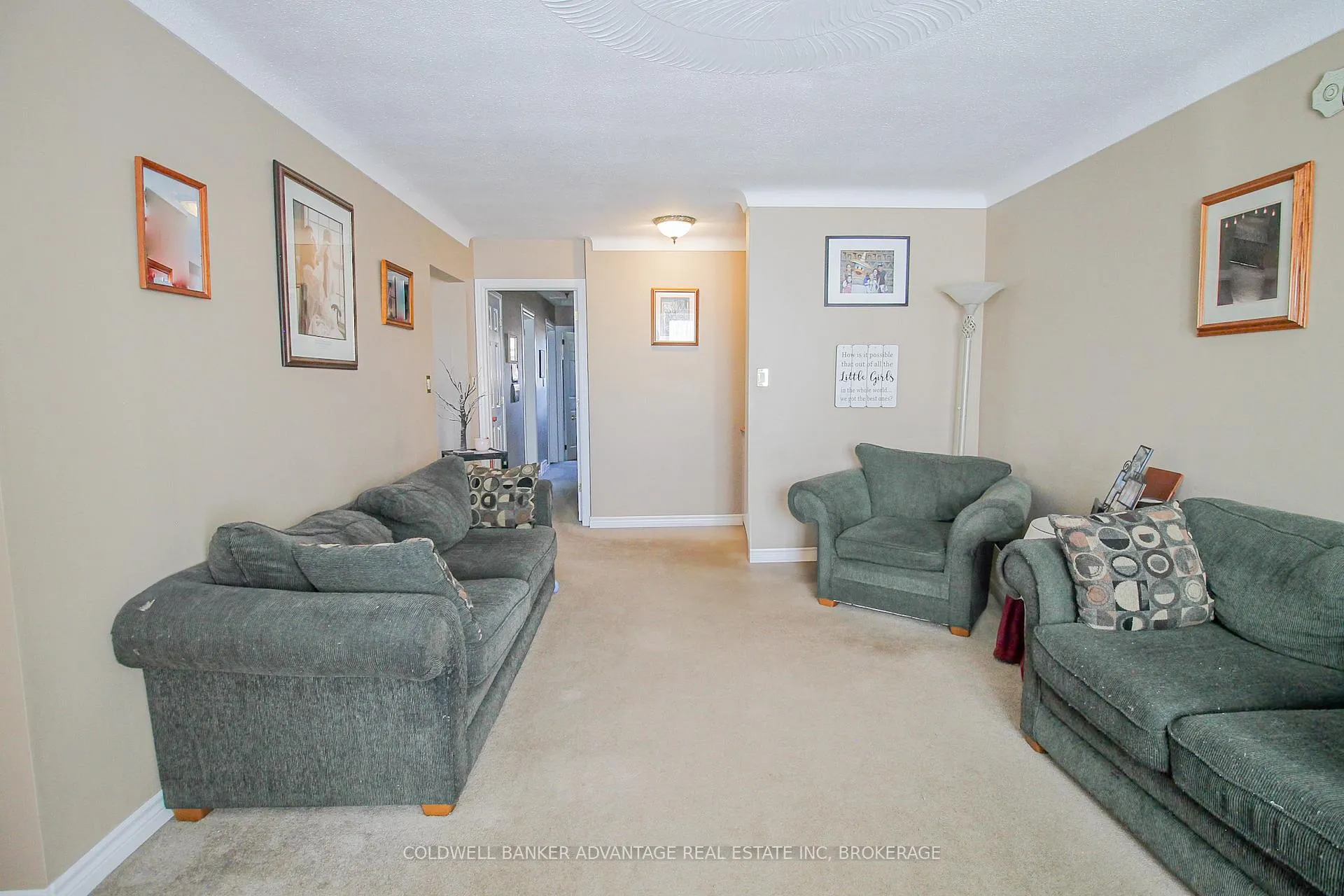 Photo 7 of 36 Wellbrook Boulevard, Welland, Prince Charles — HOMEH