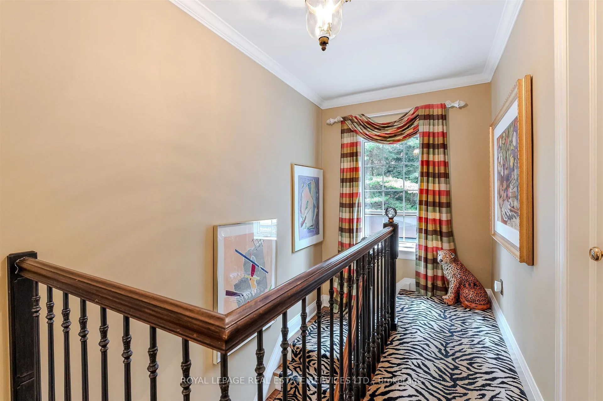 Photo 12 of 14 Riverside Crescent, Toronto, High Park-Swansea — HOMEH
