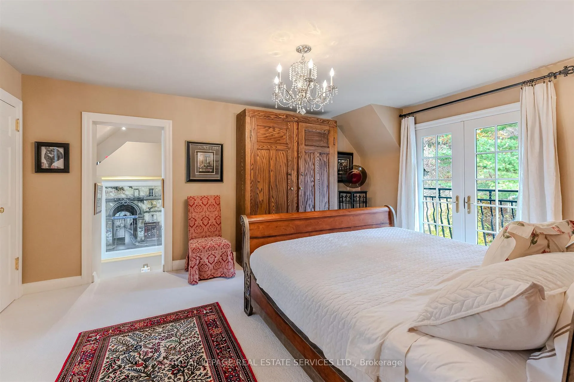 Photo 15 of 14 Riverside Crescent, Toronto, High Park-Swansea — HOMEH
