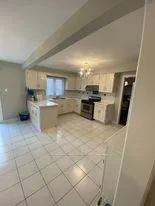 Photo 6 of 49 Highglen Avenue E, Markham, Milliken Mills East — HOMEH