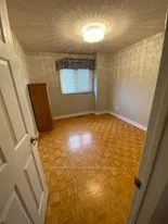 Photo 13 of 49 Highglen Avenue E, Markham, Milliken Mills East — HOMEH