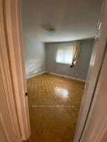 Photo 14 of 49 Highglen Avenue E, Markham, Milliken Mills East — HOMEH