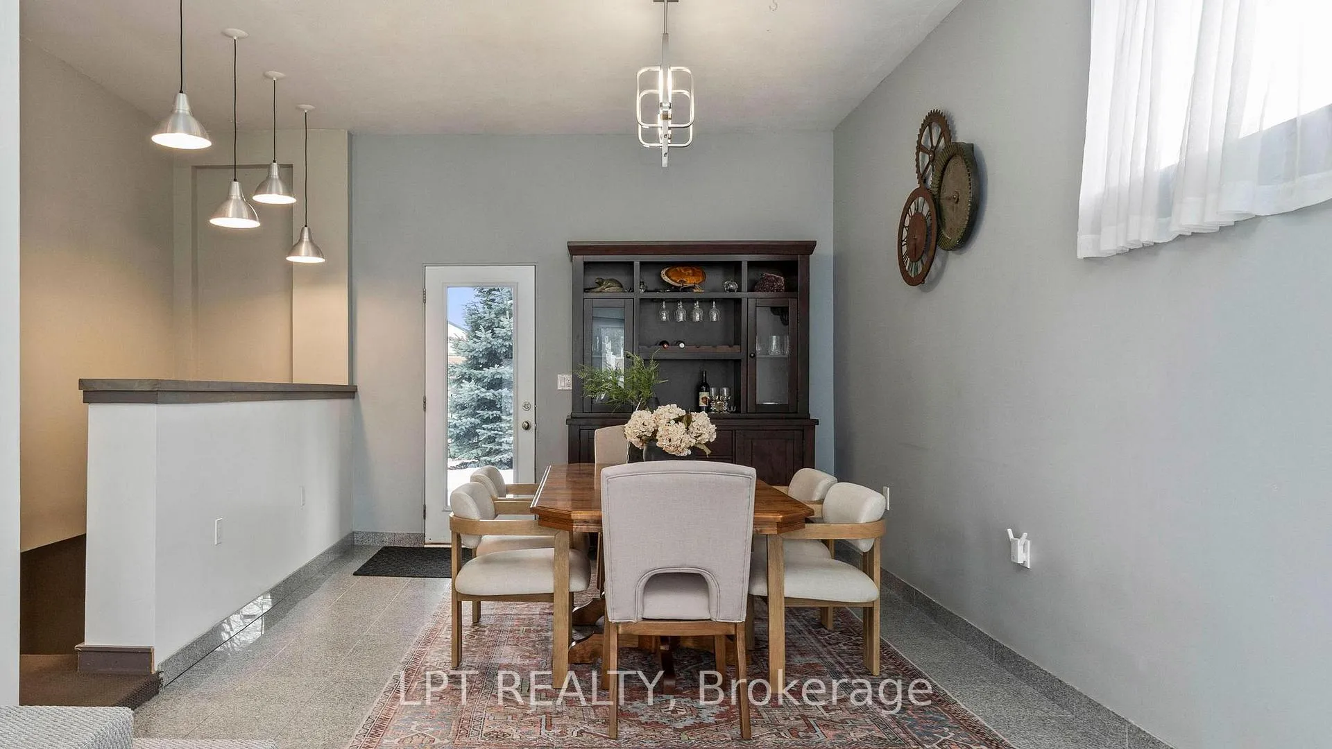 Photo 11 of 631 Elm Street, St. Thomas — HOMEH