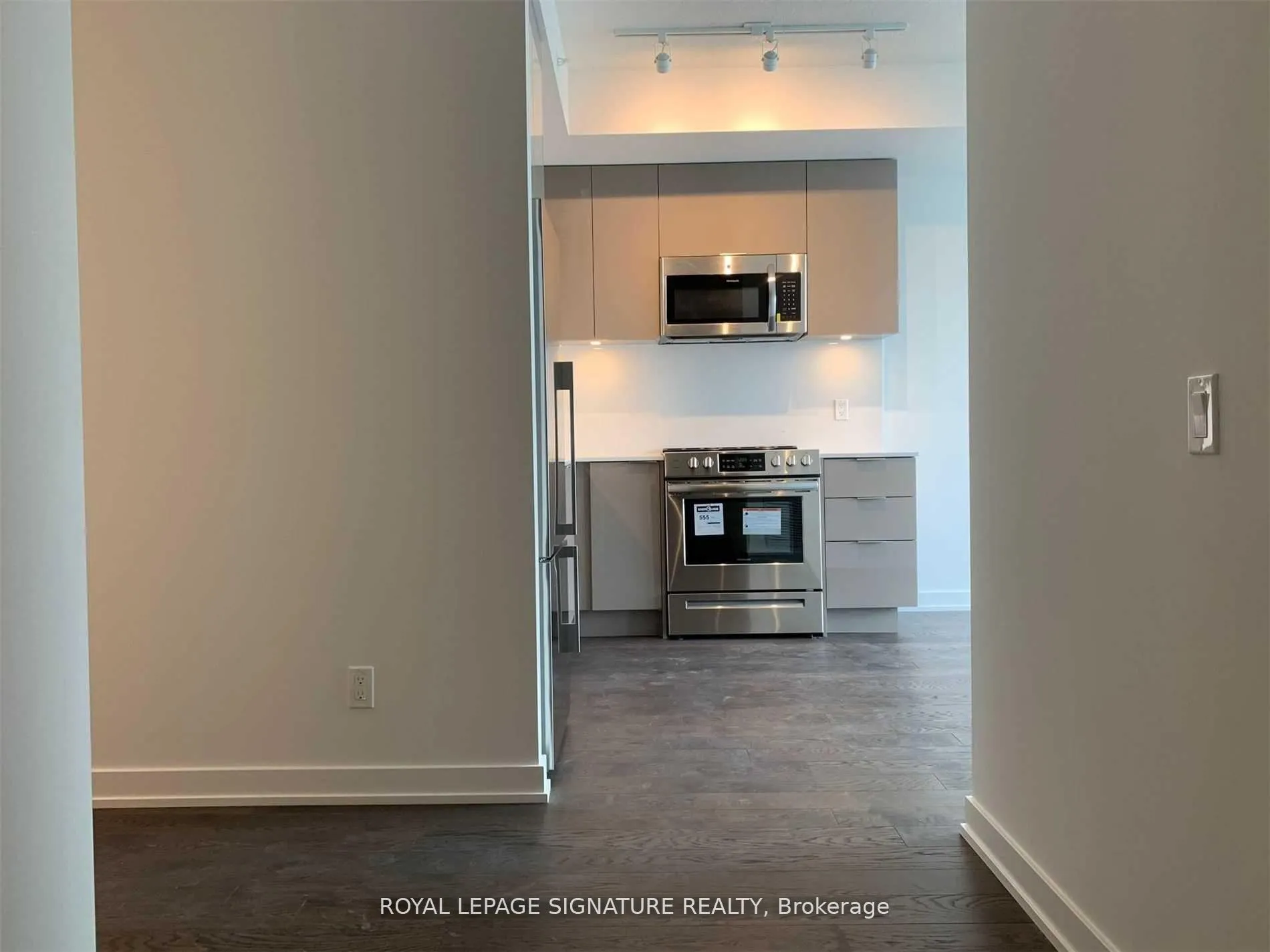 Photo 7 of Unit 2612, 25 Richmond Street E, Toronto, Church-Yonge Corridor — HOMEH