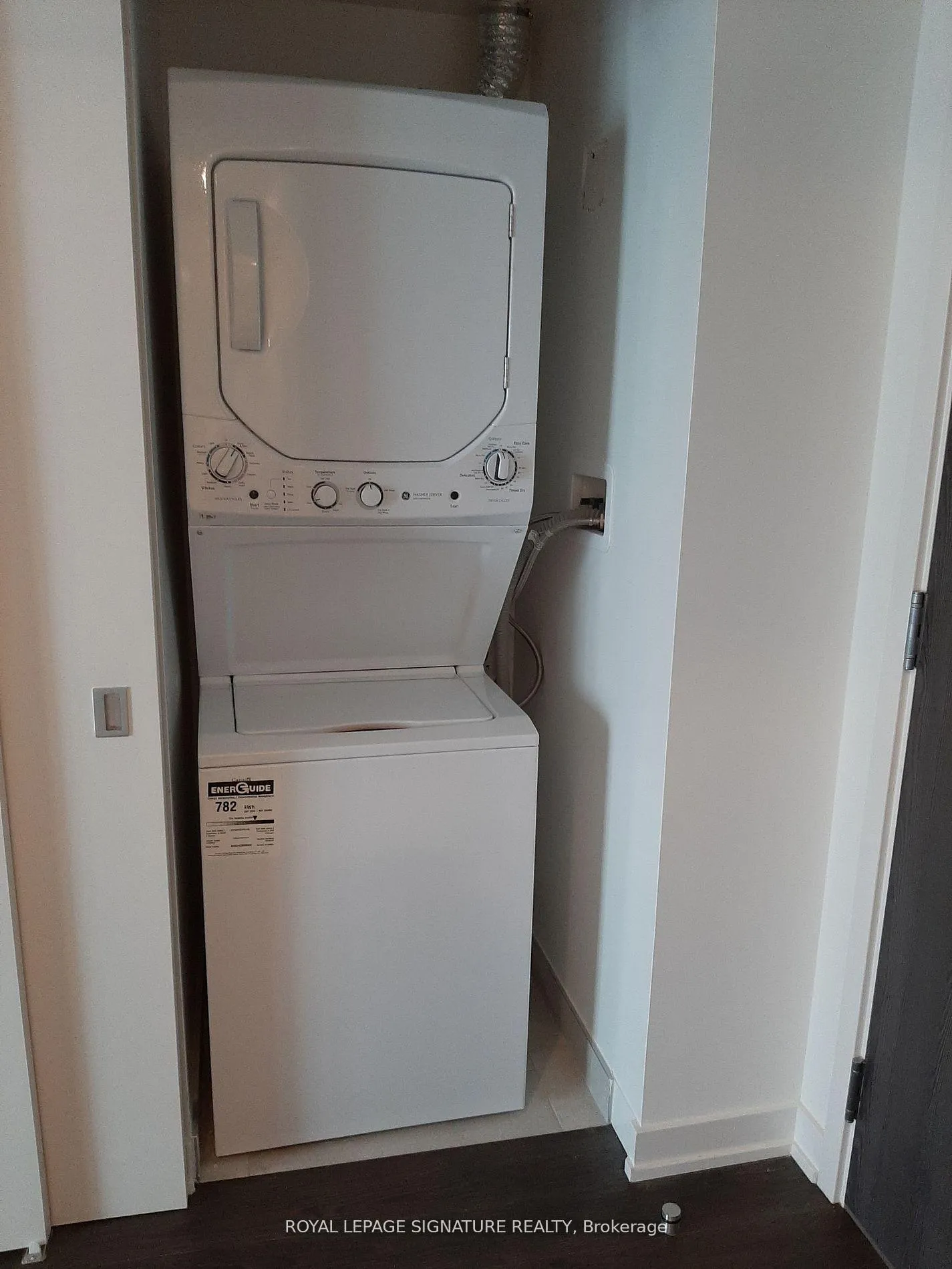Photo 10 of Unit 2612, 25 Richmond Street E, Toronto, Church-Yonge Corridor — HOMEH