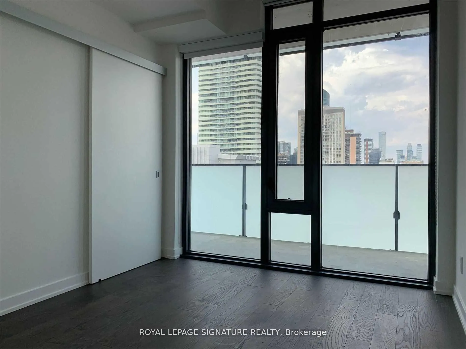 Photo 11 of Unit 2612, 25 Richmond Street E, Toronto, Church-Yonge Corridor — HOMEH