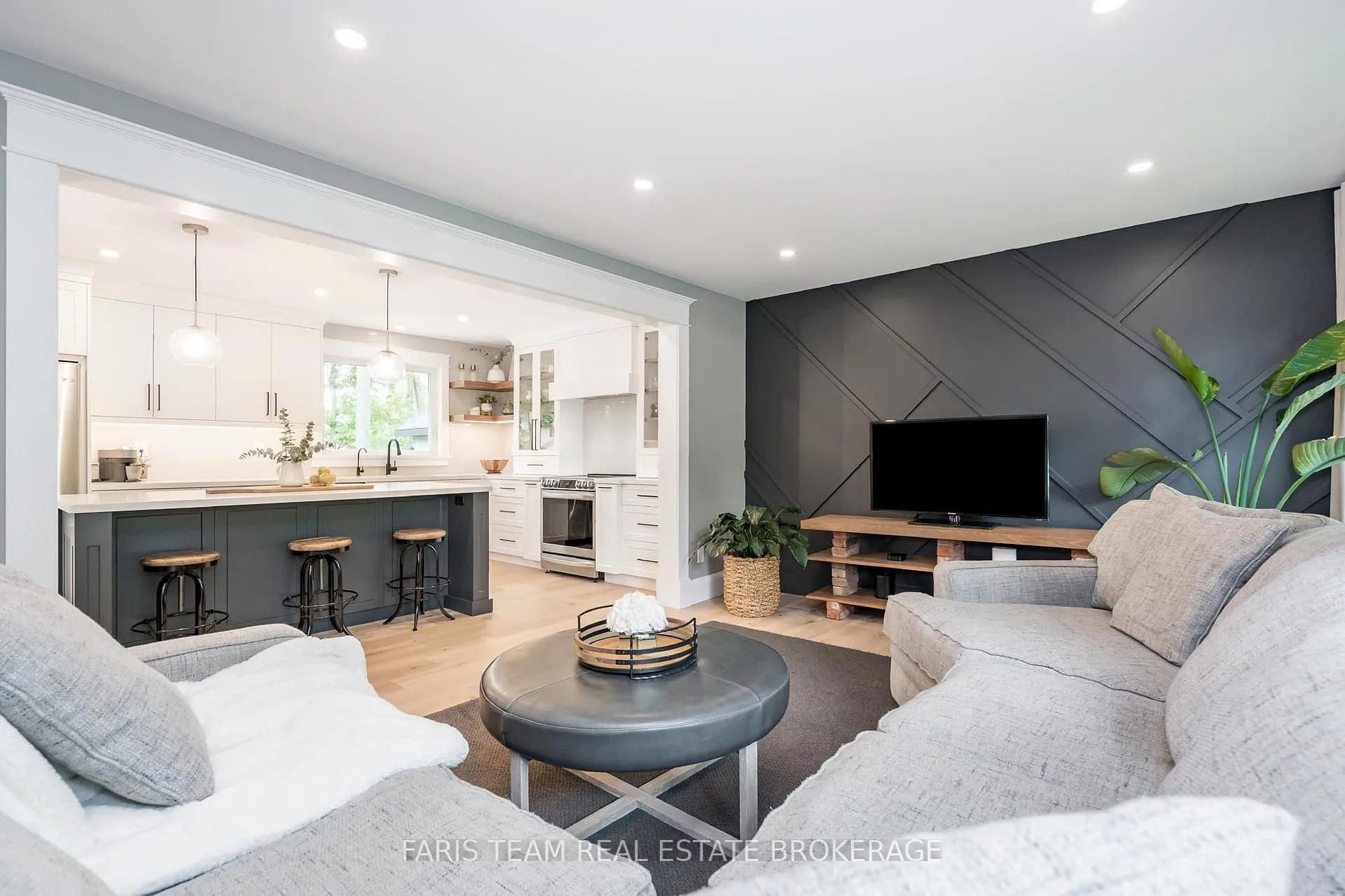 Photo 19 of 8 Malta Crescent, Springwater, Midhurst — HOMEH