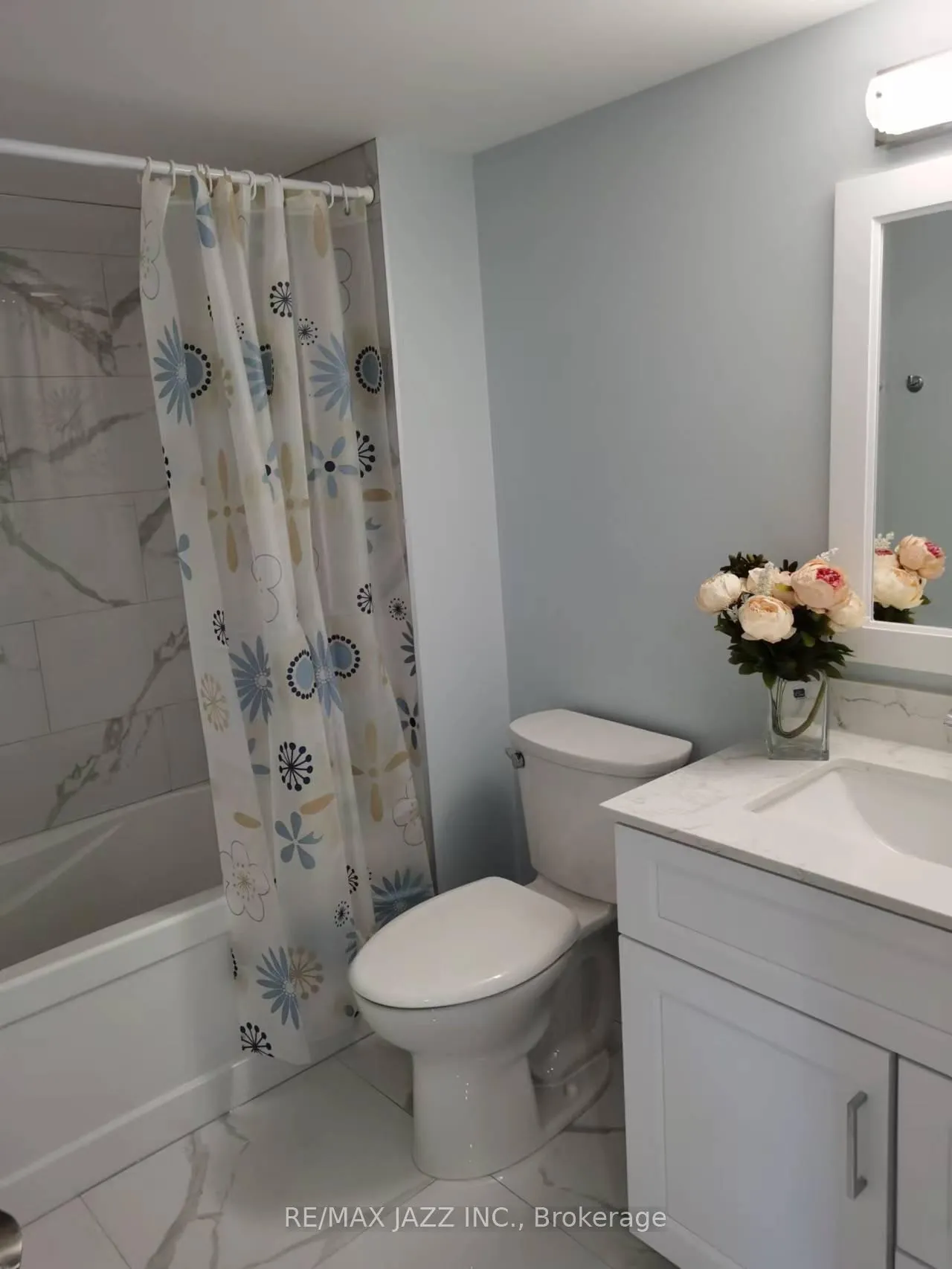 Photo 9 of 611 Athol Street E, Oshawa, Donevan — HOMEH