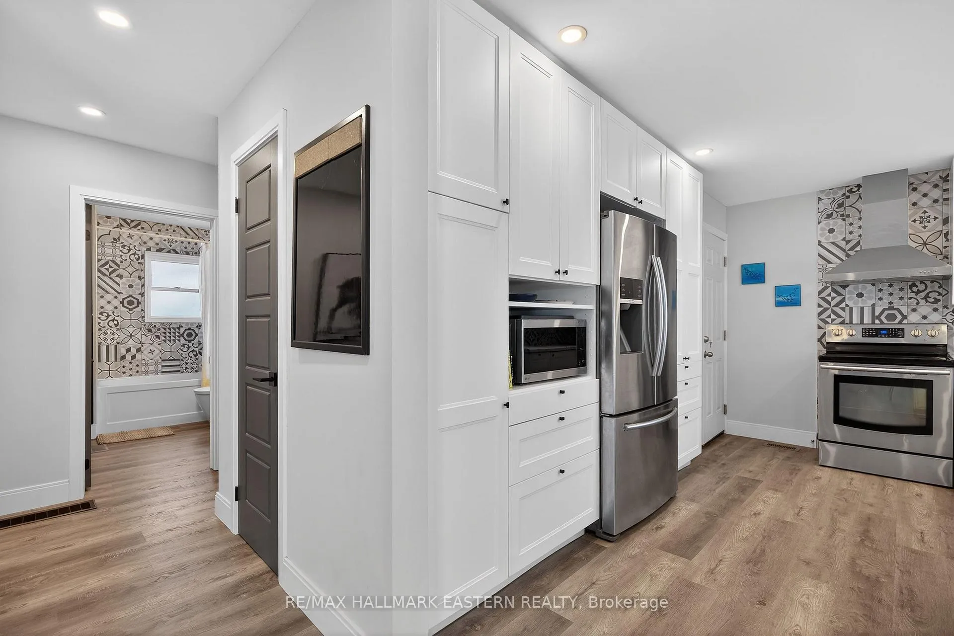 Photo 8 of 98 Arthur Avenue, Peterborough, Otonabee Ward 1 — HOMEH