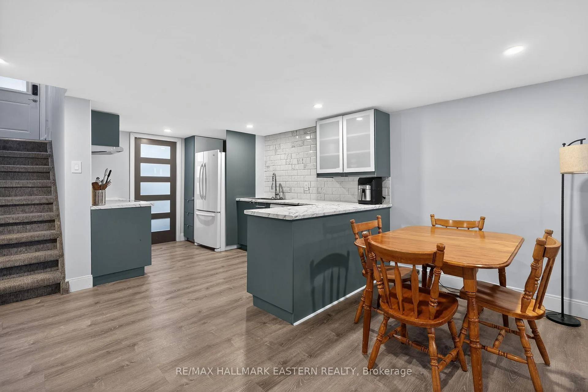 Photo 33 of 98 Arthur Avenue, Peterborough, Otonabee Ward 1 — HOMEH