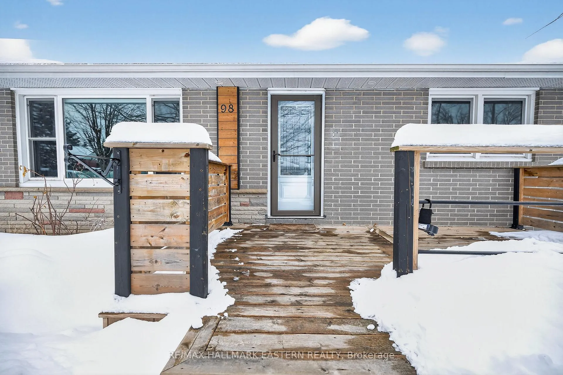 Photo 48 of 98 Arthur Avenue, Peterborough, Otonabee Ward 1 — HOMEH