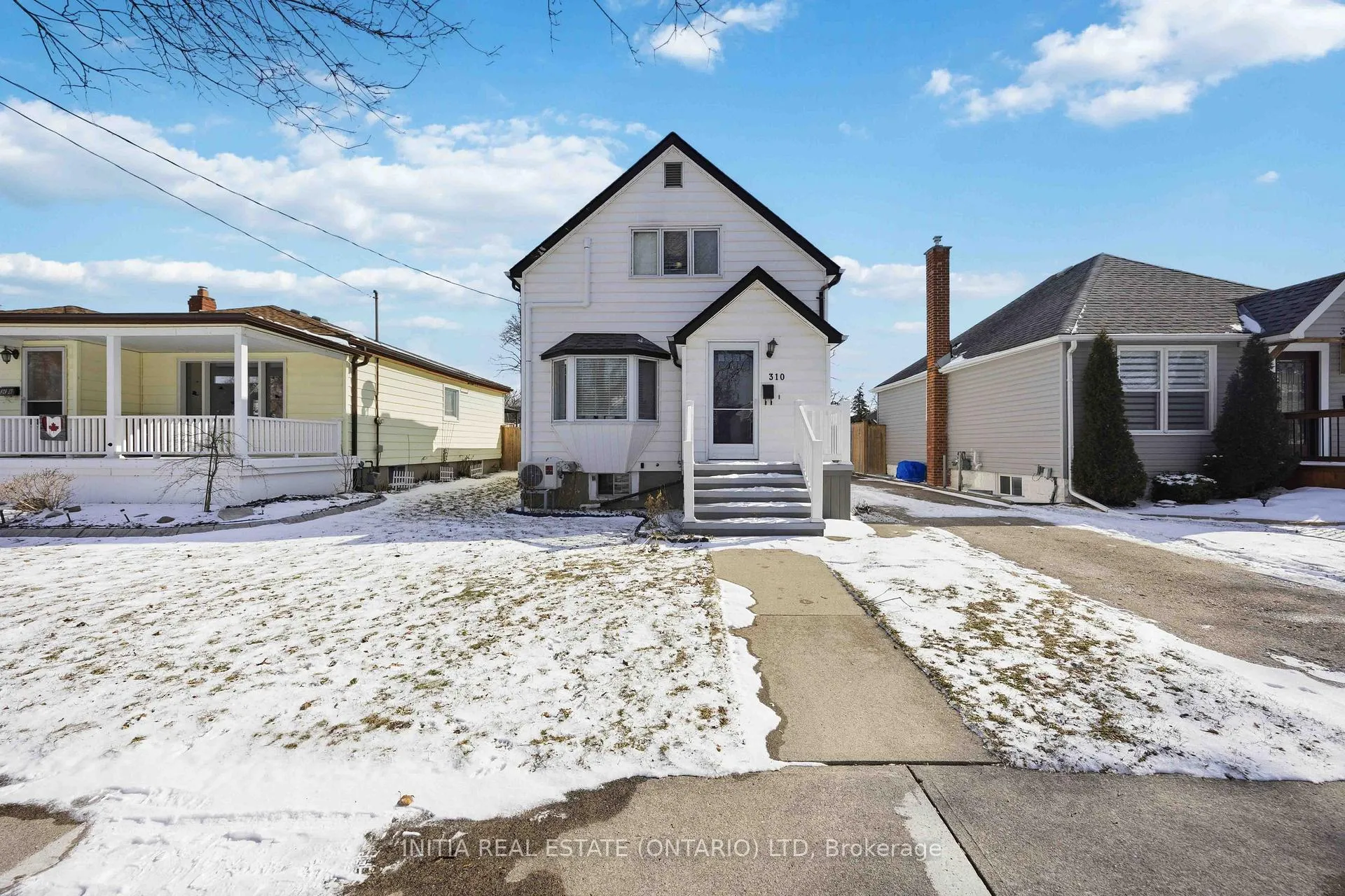 Photo 2 of 310 Conrad Street, Sarnia — HOMEH