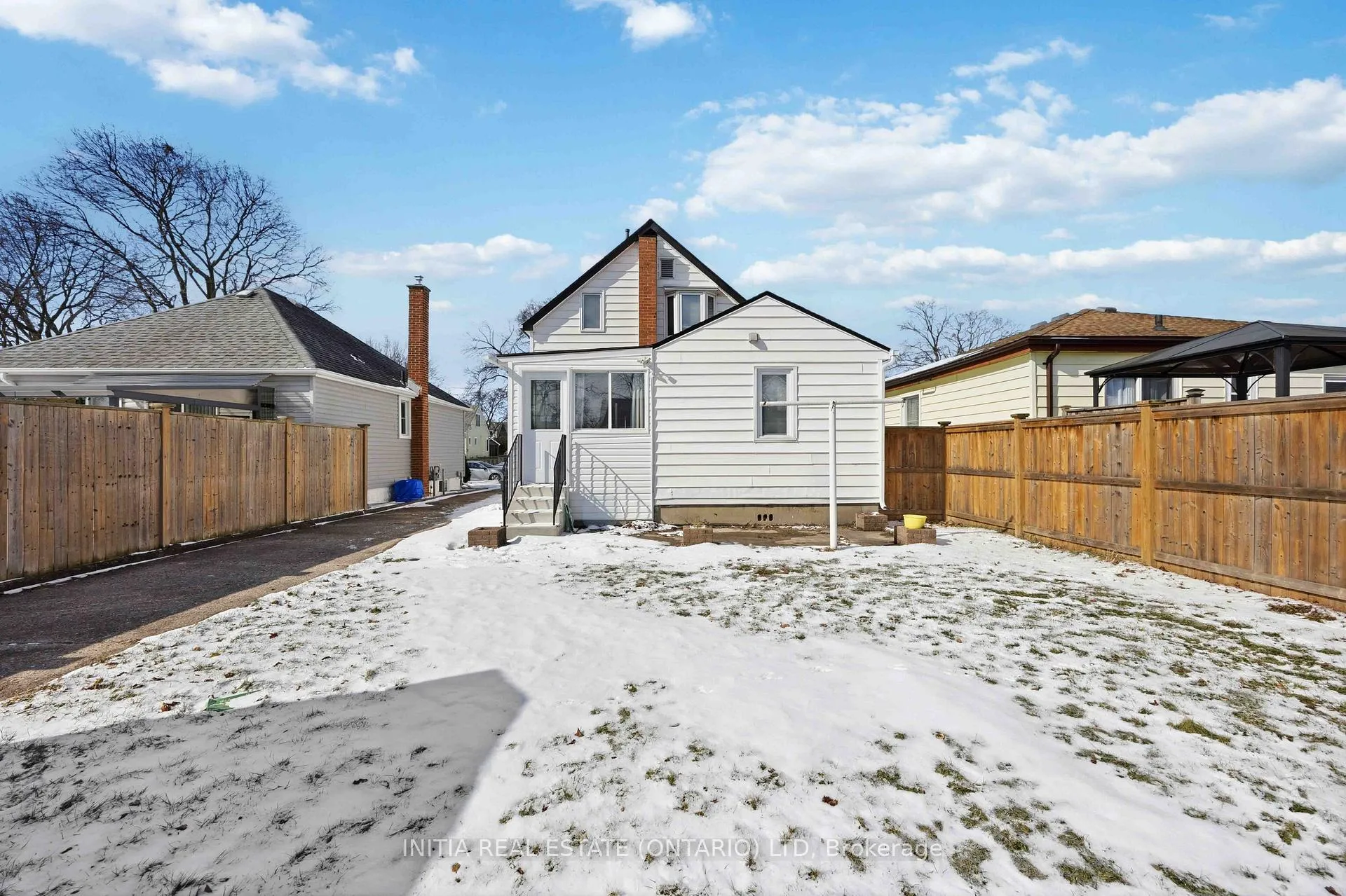 Photo 30 of 310 Conrad Street, Sarnia — HOMEH