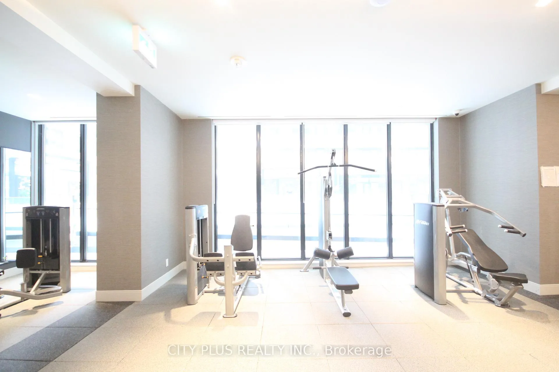 Photo 6 of Unit 2304, 65 Broadway Avenue, Toronto, Mount Pleasant West — HOMEH