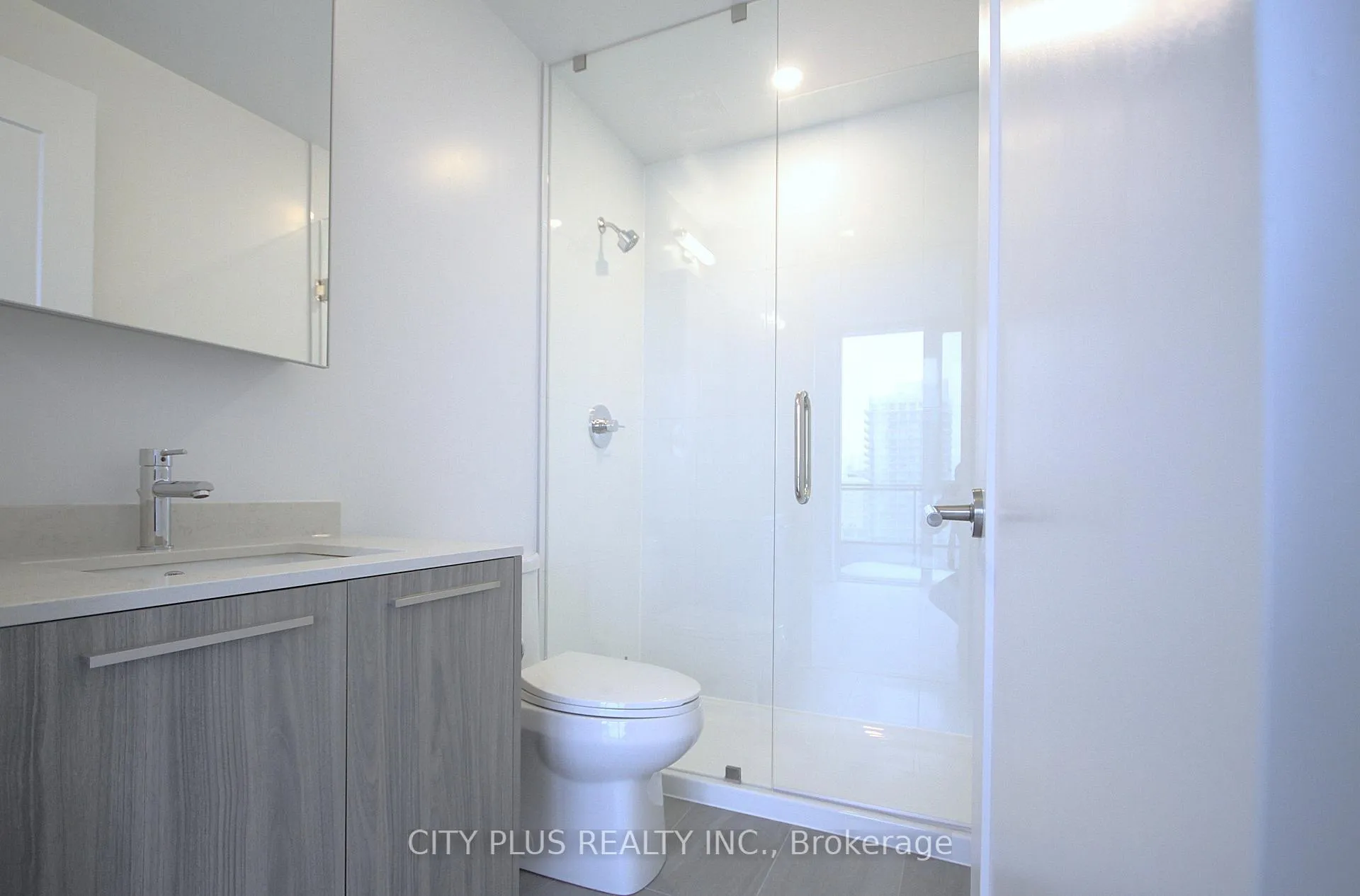 Photo 14 of Unit 2304, 65 Broadway Avenue, Toronto, Mount Pleasant West — HOMEH