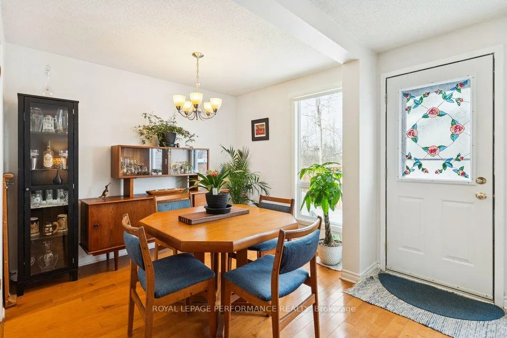 Photo 14 of Unit 48, 423C Woodfield Drive, Ottawa, Tanglewood — HOMEH