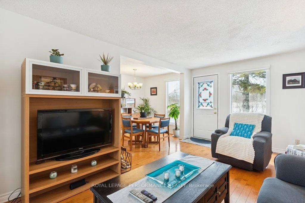 Photo 20 of Unit 48, 423C Woodfield Drive, Ottawa, Tanglewood — HOMEH