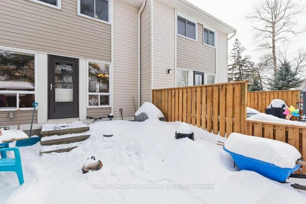 Photo 37 of Unit 48, 423C Woodfield Drive, Ottawa, Tanglewood — HOMEH