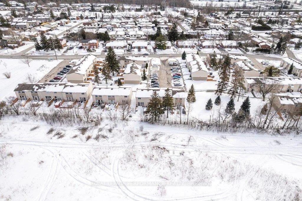 Photo 39 of Unit 48, 423C Woodfield Drive, Ottawa, Tanglewood — HOMEH