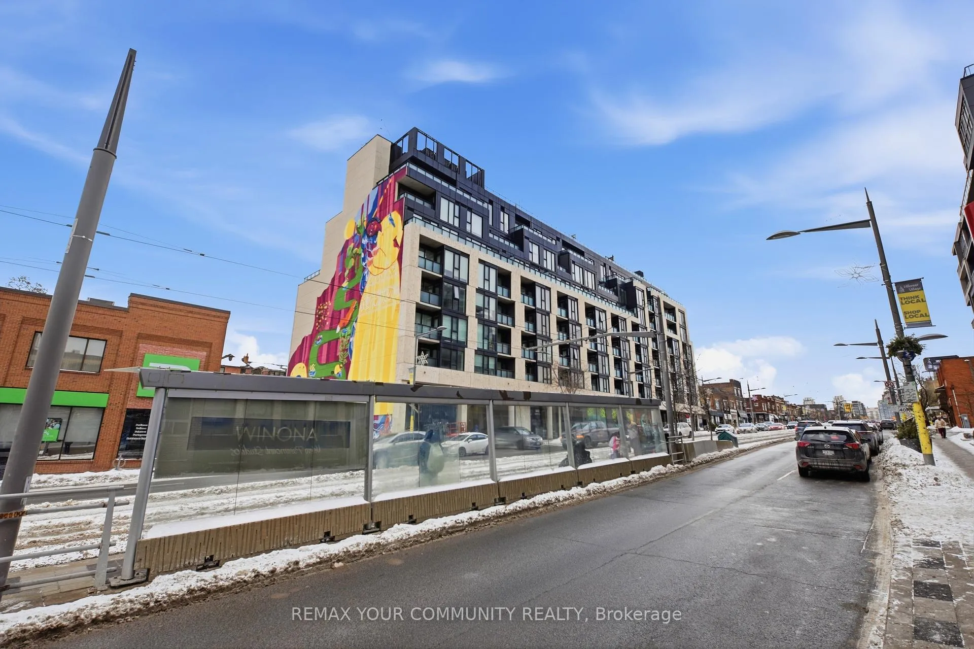 Front of Unit 312, 840 St.Clair Avenue W