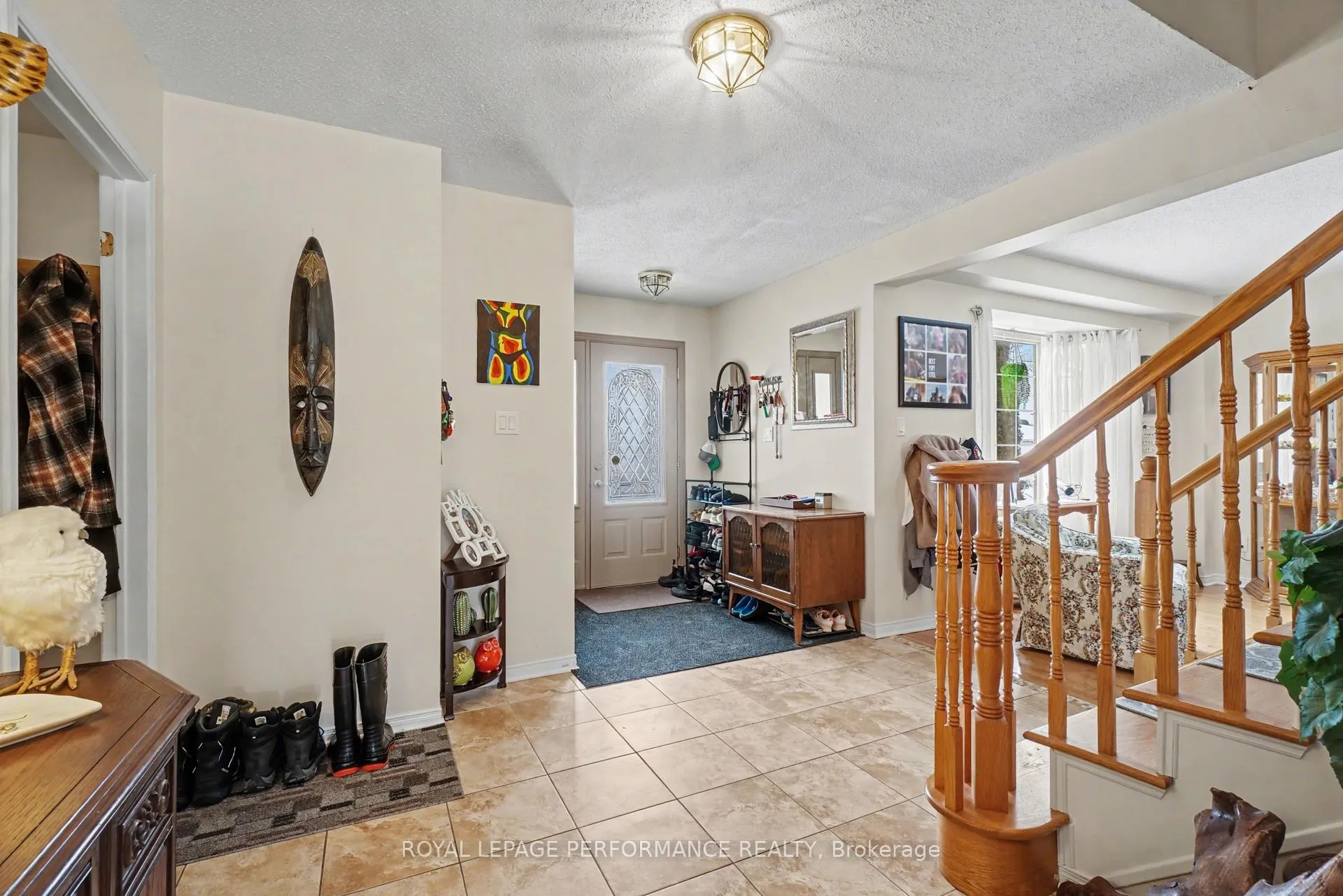 Photo 4 of 734 Merkley Drive, Ottawa, Fallingbrook/Pineridge — HOMEH