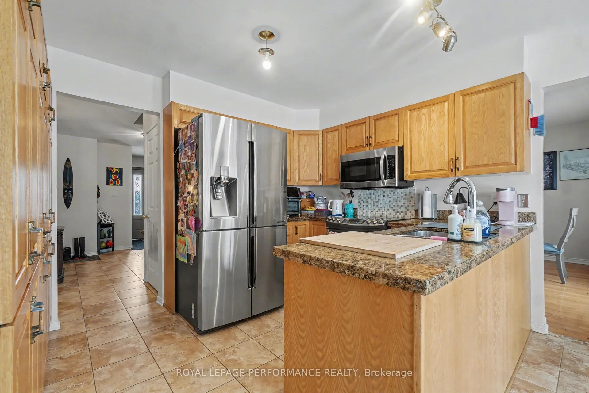 Photo 13 of 734 Merkley Drive, Ottawa, Fallingbrook/Pineridge — HOMEH