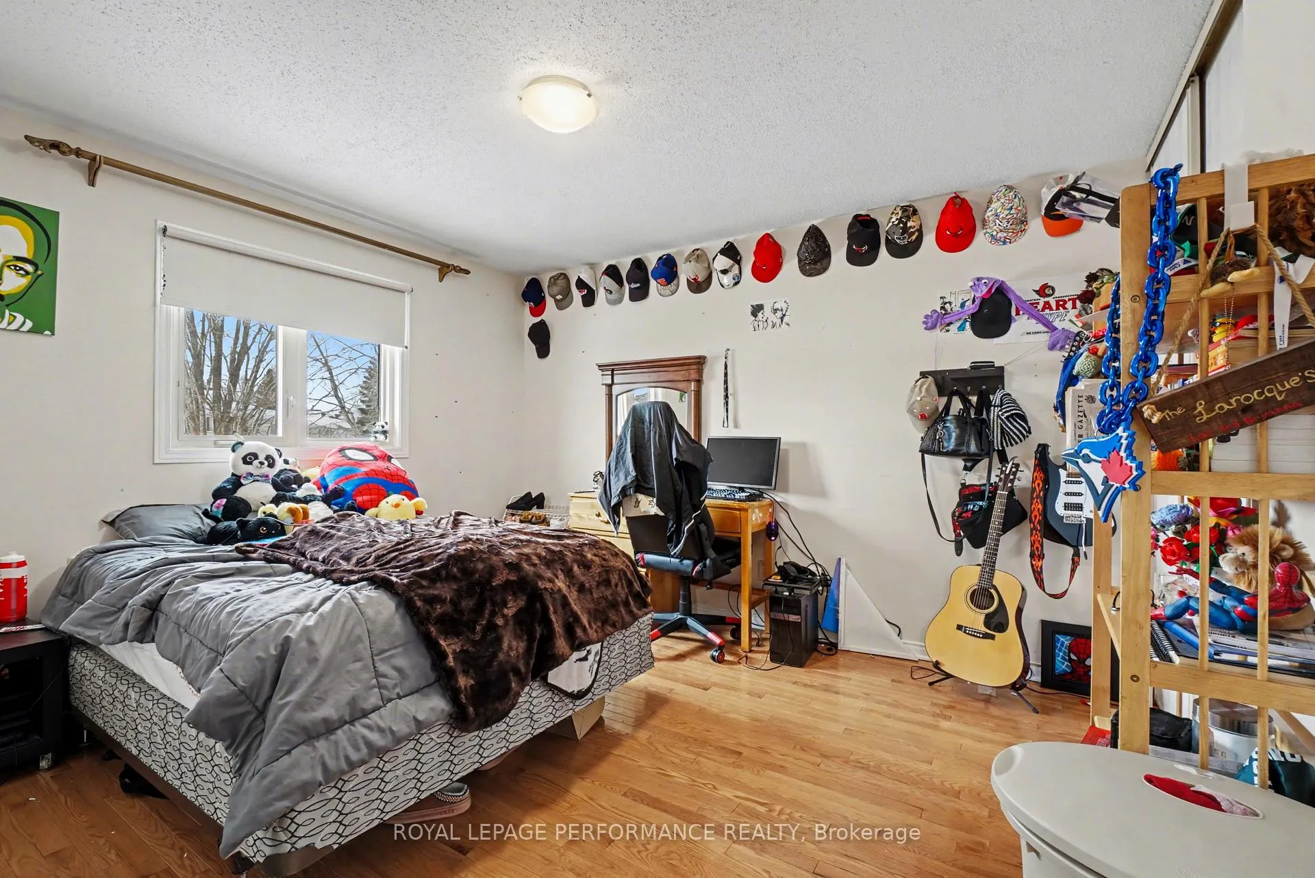 Photo 25 of 734 Merkley Drive, Ottawa, Fallingbrook/Pineridge — HOMEH