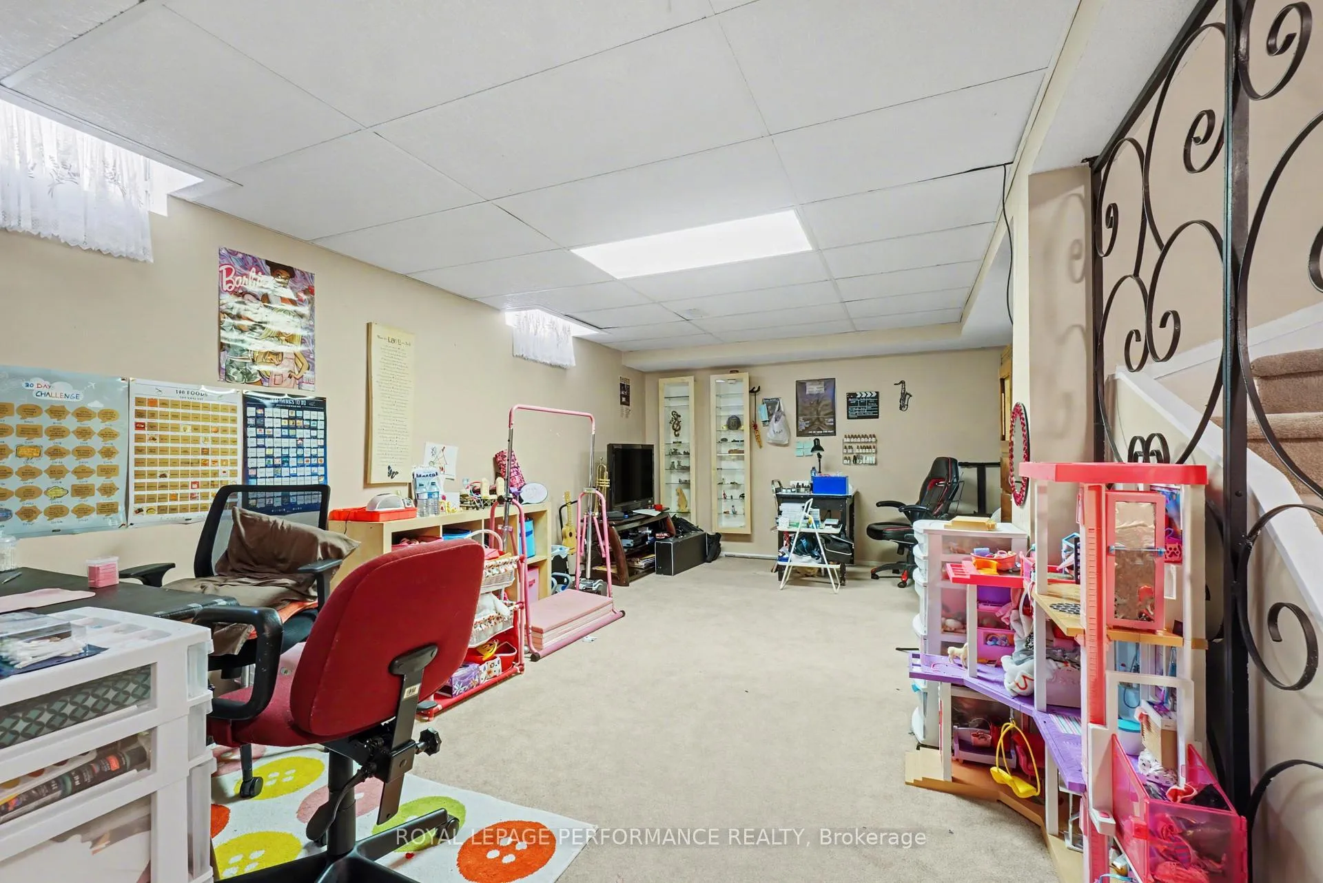 Photo 29 of 734 Merkley Drive, Ottawa, Fallingbrook/Pineridge — HOMEH