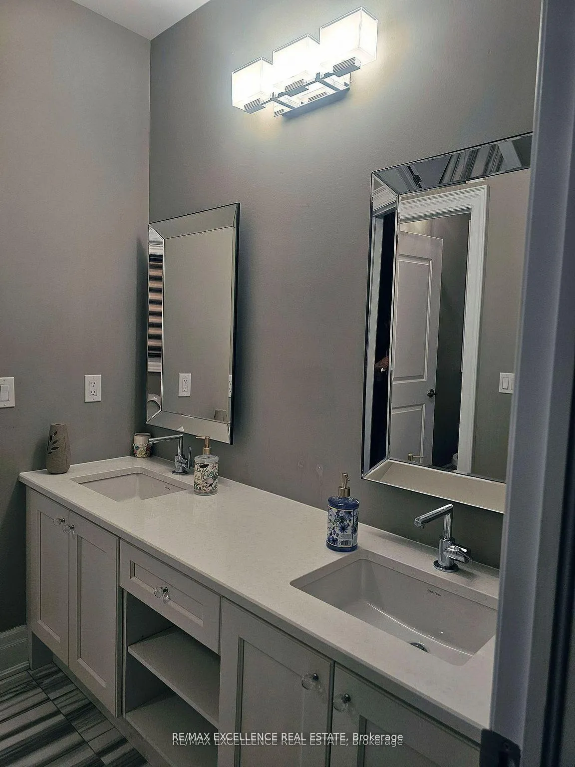 Photo 17 of 95 Gordon Randle Drive, Brampton, Toronto Gore Rural Estate — HOMEH