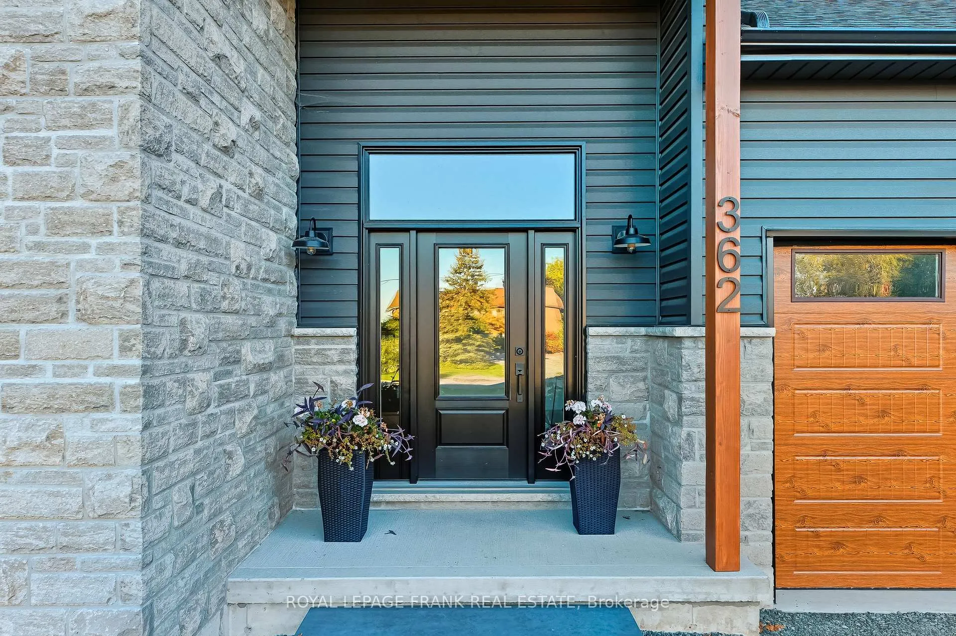 Photo 4 of 362 Carnegie Beach Road, Scugog, Port Perry — HOMEH