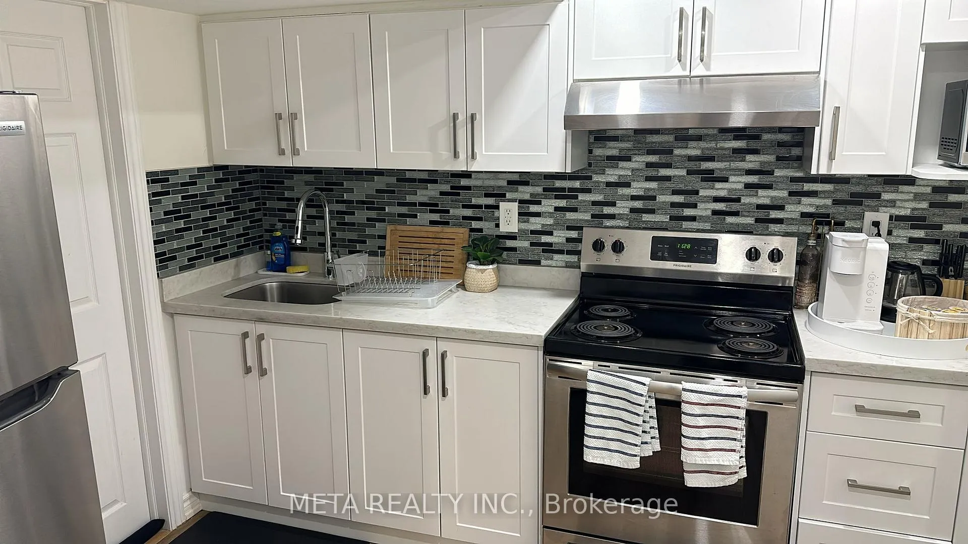 Photo 4 of Unit Bsmt, 252 Howell Crescent, Pickering, Rougemount — HOMEH