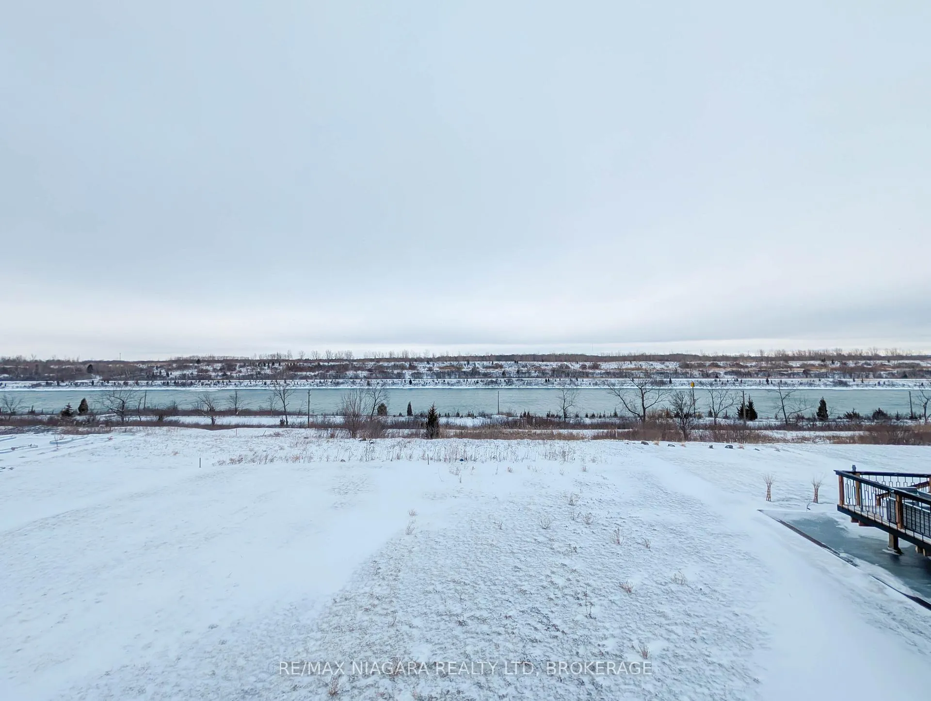 Photo 39 of 10 Shoreview Drive, Welland, Hwy 406/Welland — HOMEH