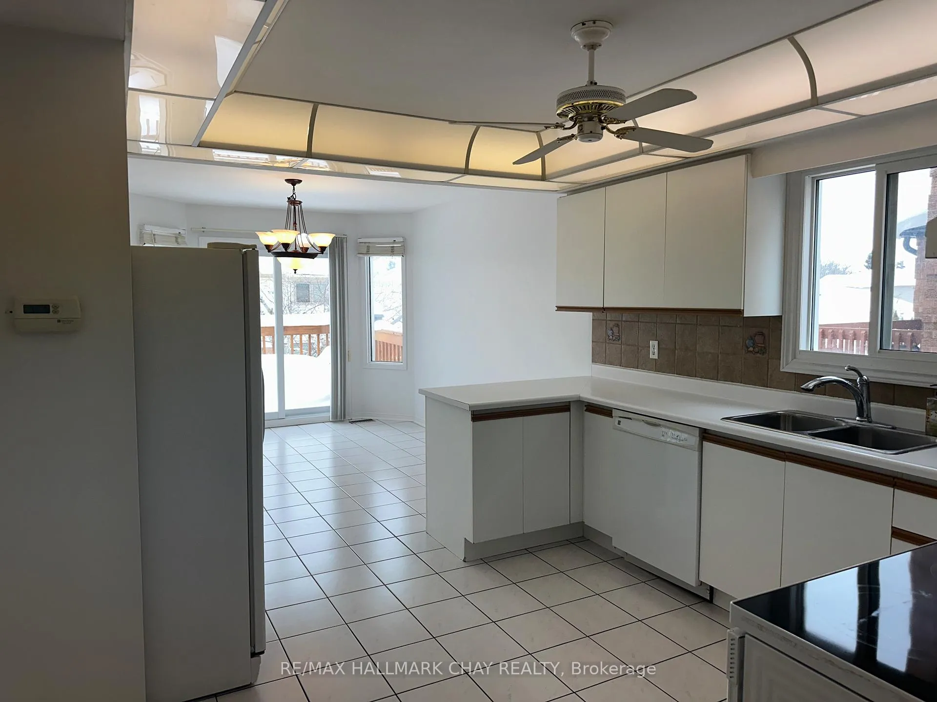 Photo 5 of UPPER - 16 Cuthbert Street, Barrie, Ardagh — HOMEH