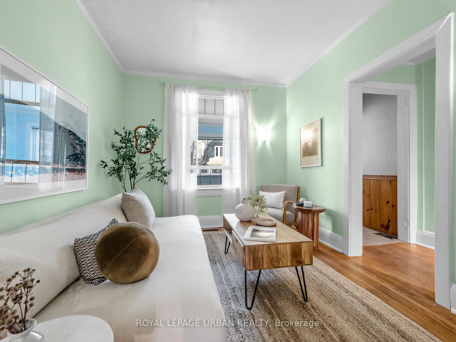 Photo 5 of 251 Cedarvale Avenue, Toronto, Woodbine-Lumsden — HOMEH