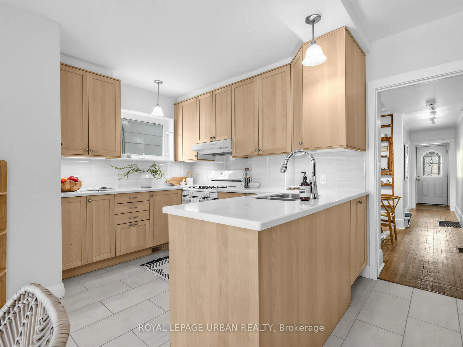 Photo 13 of 251 Cedarvale Avenue, Toronto, Woodbine-Lumsden — HOMEH