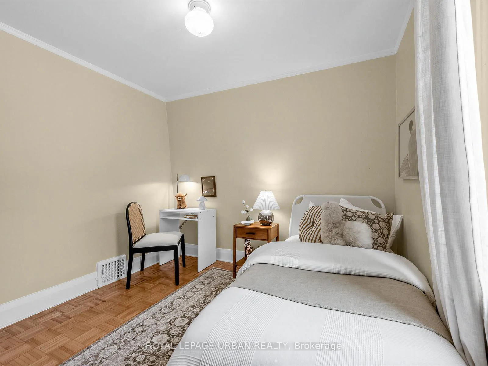 Photo 22 of 251 Cedarvale Avenue, Toronto, Woodbine-Lumsden — HOMEH
