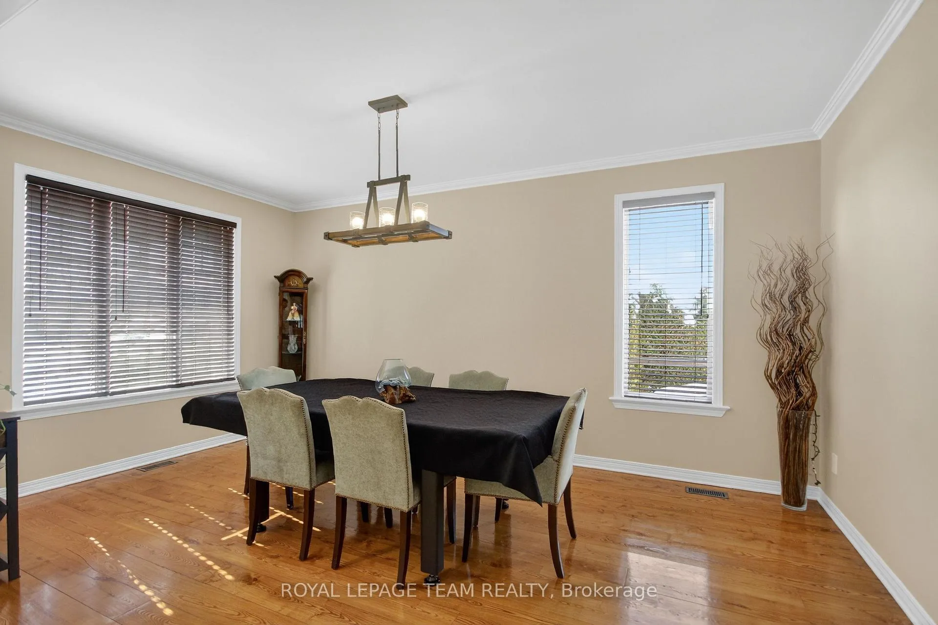 Photo 12 of 6291 Ottawa Street W, Ottawa, Richmond — HOMEH