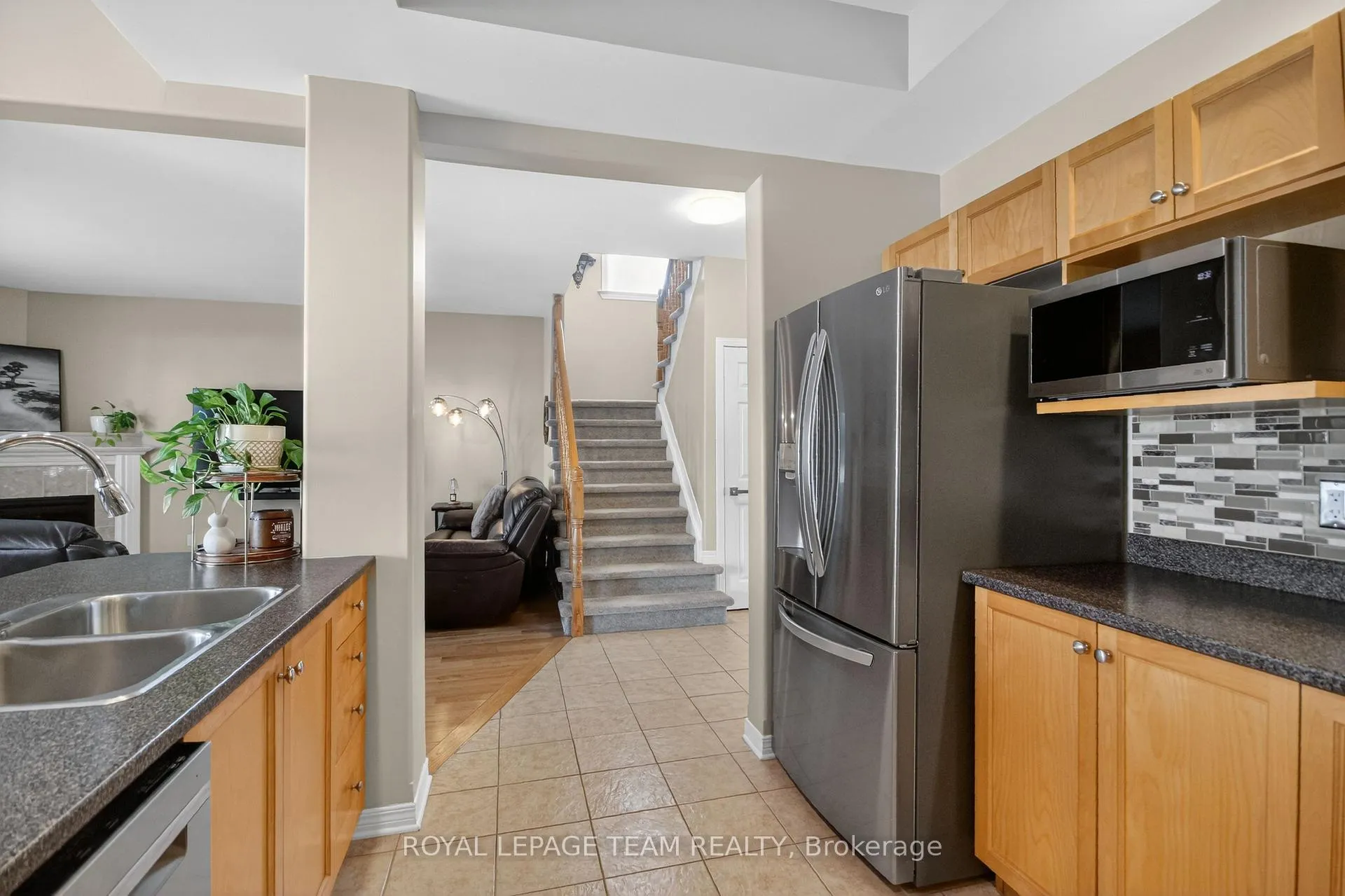 Photo 19 of 6291 Ottawa Street W, Ottawa, Richmond — HOMEH