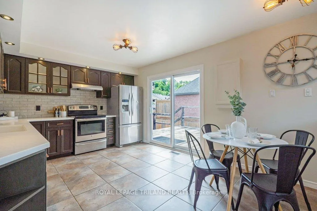 Photo 11 of 307 Frances Street, Central Elgin, Rural Central Elgin — HOMEH