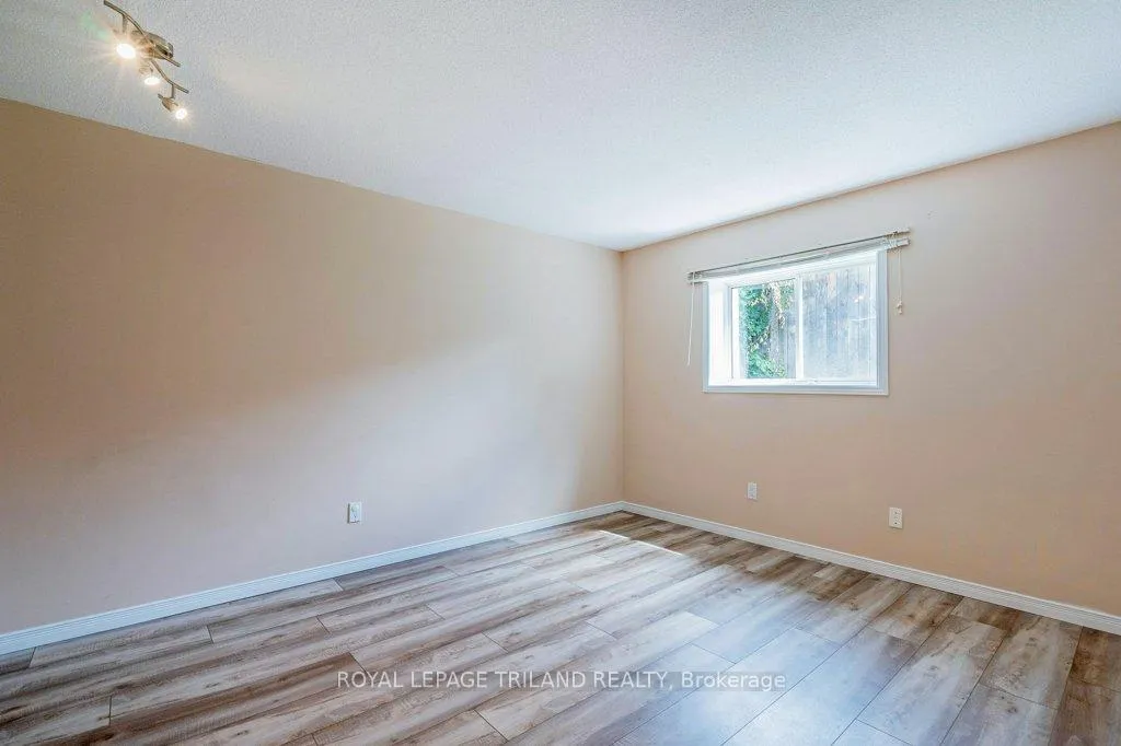 Photo 31 of 307 Frances Street, Central Elgin, Rural Central Elgin — HOMEH