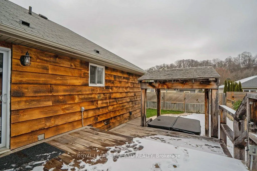 Photo 42 of 307 Frances Street, Central Elgin, Rural Central Elgin — HOMEH