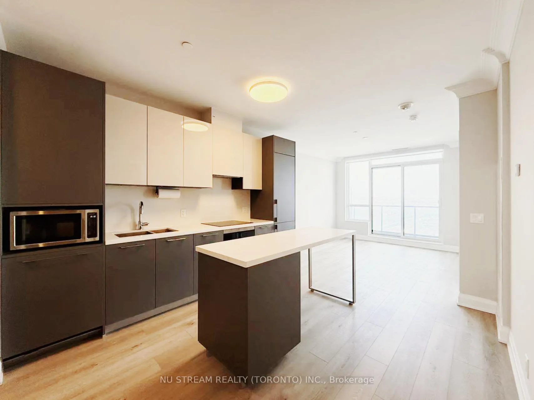 Photo 2 of Unit 4608, 8 Water Walk Drive, Markham, Unionville — HOMEH