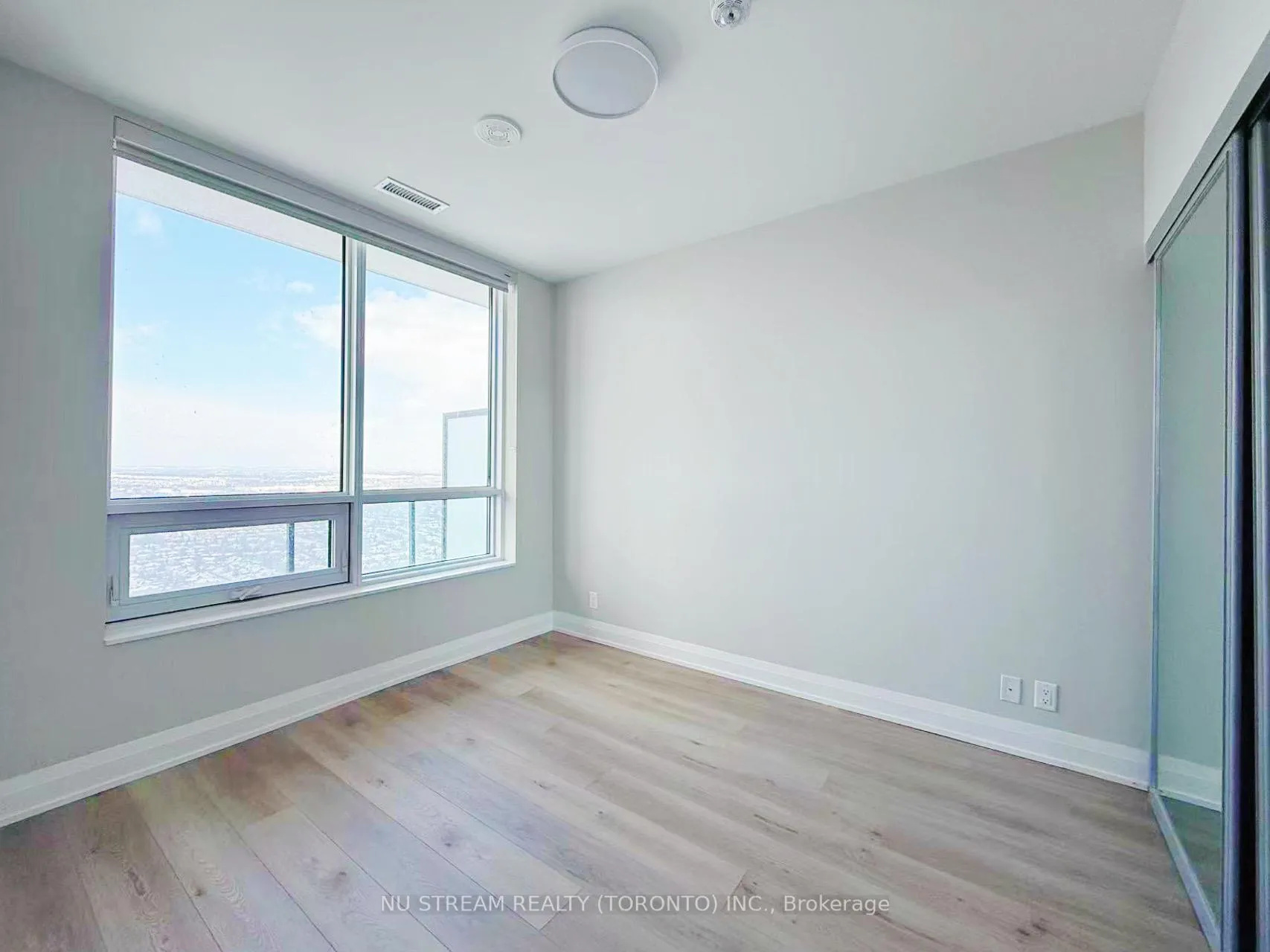 Photo 6 of Unit 4608, 8 Water Walk Drive, Markham, Unionville — HOMEH